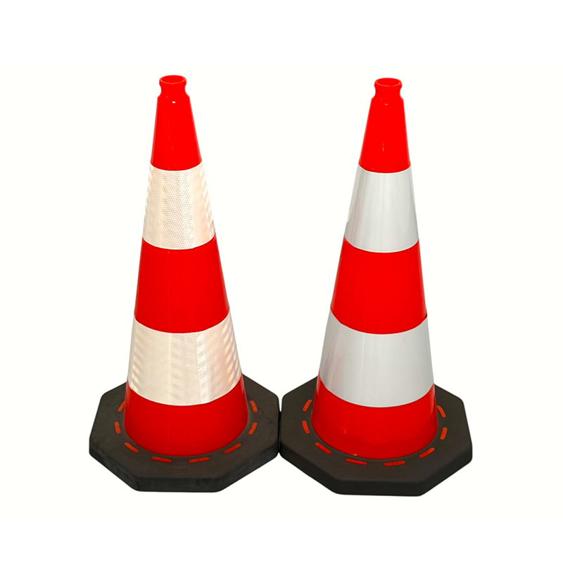 High-Visibility Octagon-Base PVC Traffic Safety Cone na may Superior na Wind Resistance at Stability