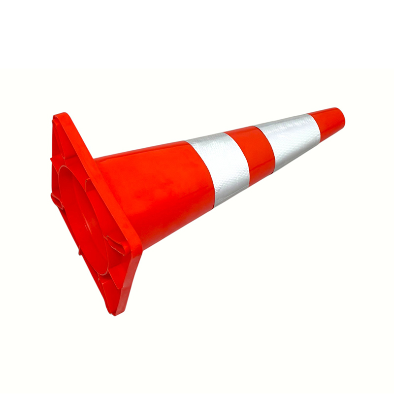 High-Elasticity PVC Traffic Safety Cone na may Opsyonal na Weighted Rubber Base para sa All-Weather Road Control at Hazard Isolation High-Elasticity PVC Traffic Safety Cone na may Opsyonal na Weighted Rubber Base para sa All-Weather Road Control at Hazard Isolation