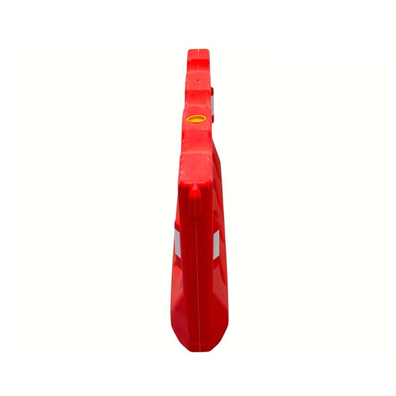 Blow-molded Interlocking Water-Filled Road Guardrail Blow-molded Interlocking Water-Filled Road Guardrail