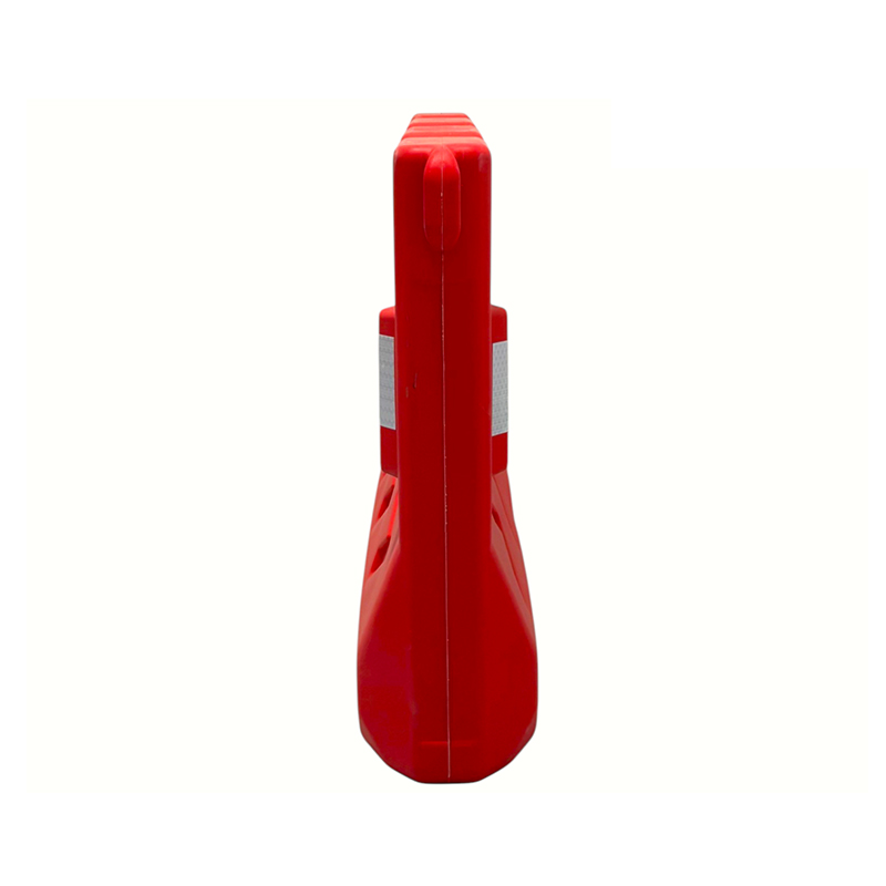 Blow-molded Interlocking Water-Filled Road Guardrail Blow-molded Interlocking Water-Filled Road Guardrail