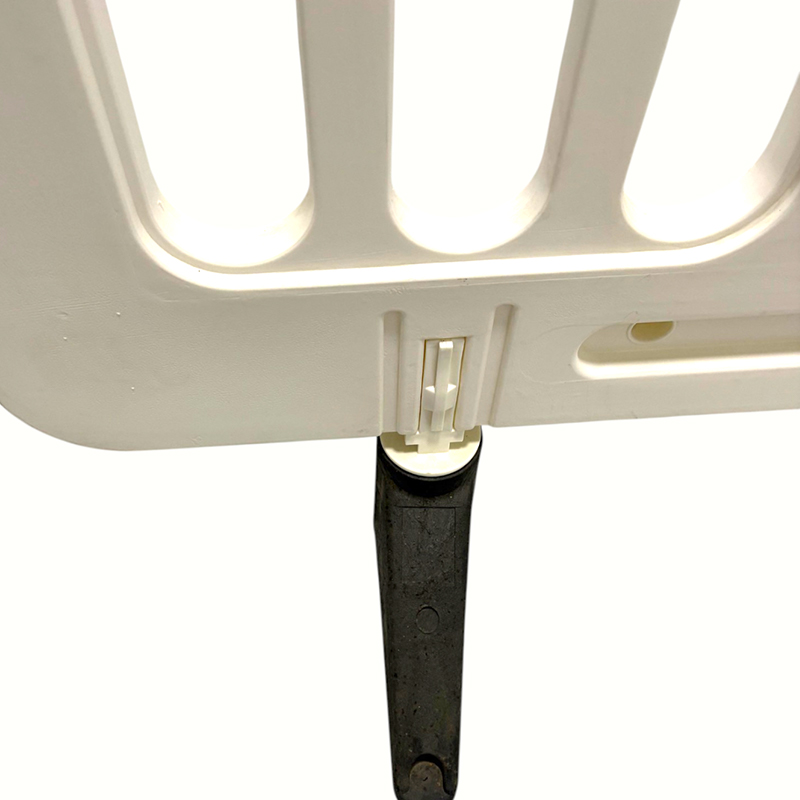 Umiikot na Heavy-duty Support-type Pinagsama-samang Blow-molded Interlocking Pedestrian Guardrail