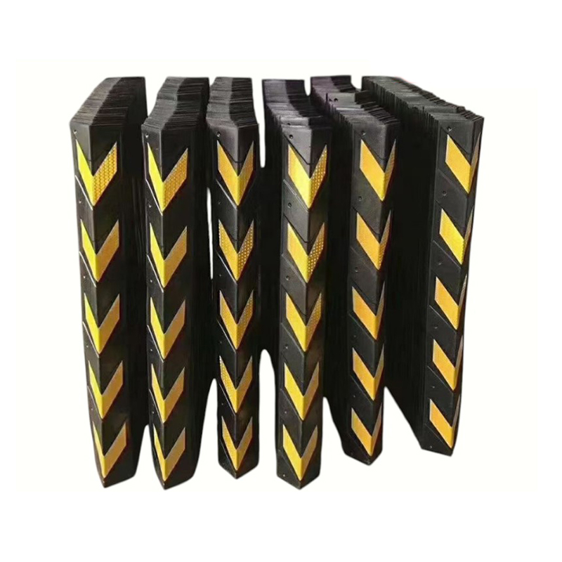 90-Degree Right-Angle na Disenyo ng Heavy-Duty Reflective Industrial Rubber Corner Protector