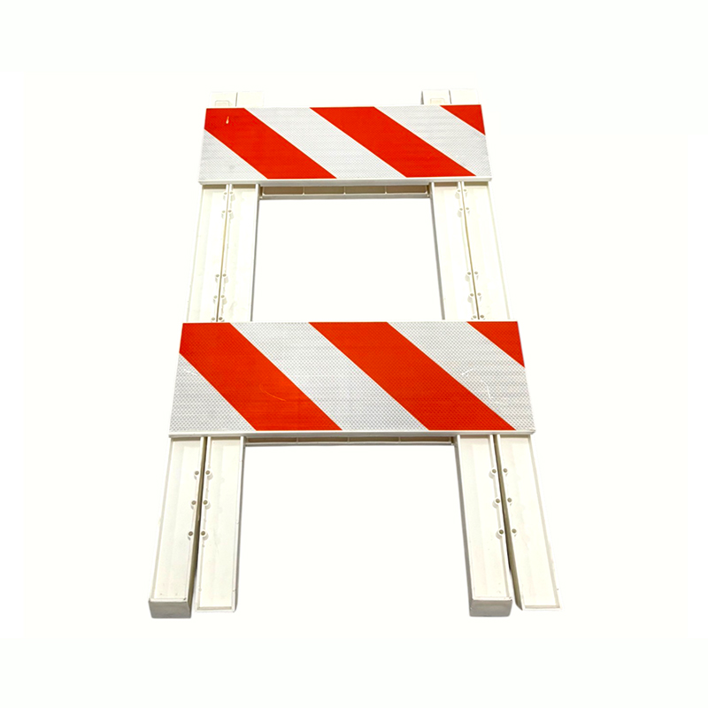 Plastic A-Frame Traffic Barricade na may Engineering-Grade Reflective Panels