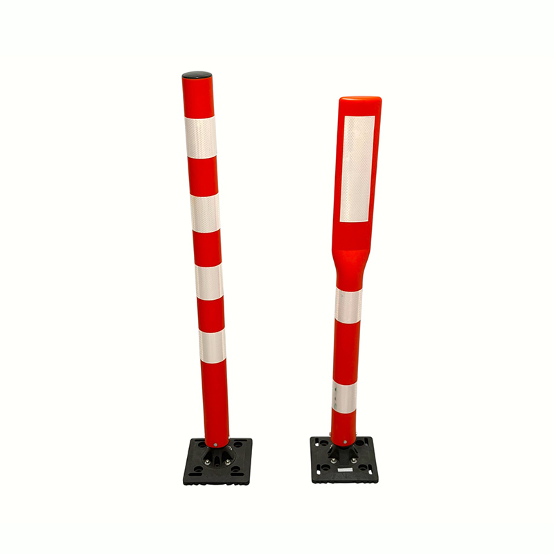 Surface Mount Traffic Delineator Post na may Screw-Down Base