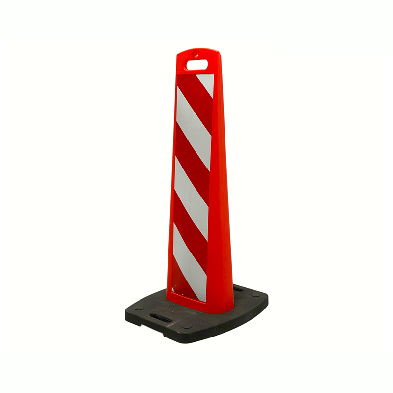 Heavy-Duty Traffic Delineator Panel na may Weighted Recycled Rubber Base