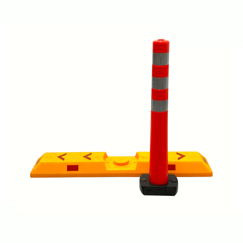 Modular Flexible Delineator Post na may Traffic Lane Separator Curb