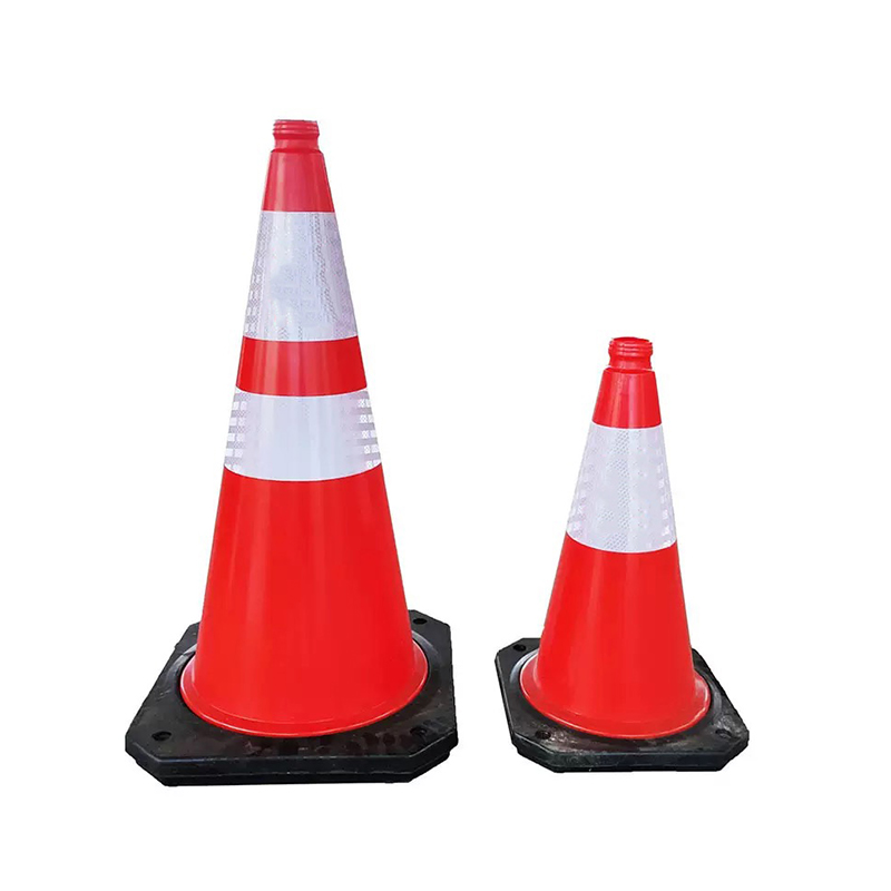Pinagsamang HDPE Plastic Traffic Cone na may Top Handle Hole