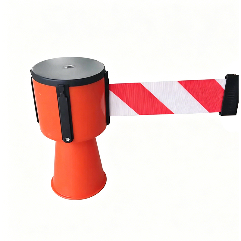 Cone-Top Retractable Belt Barrier na may 4-Way Connection