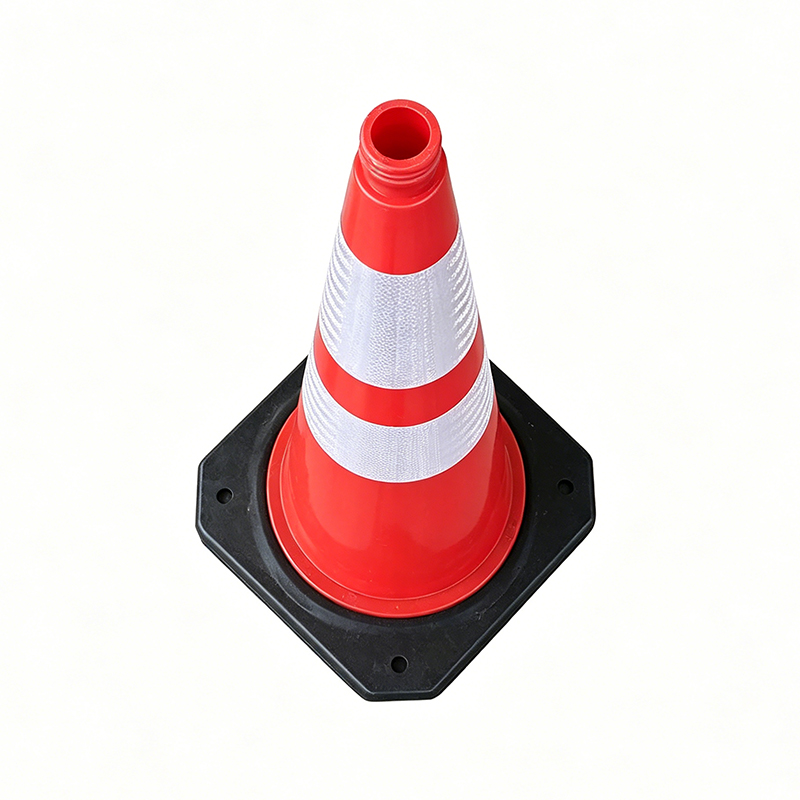 Pinagsamang HDPE Plastic Traffic Cone na may Top Handle Hole