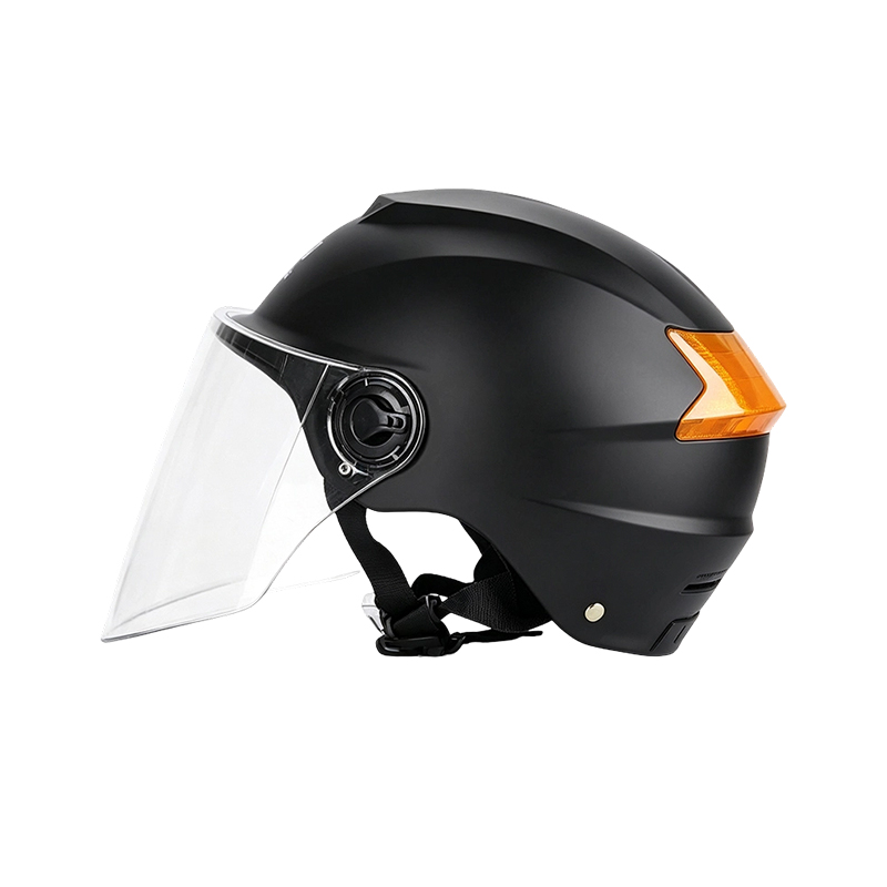 Utility Riding Helmet na may Integrated Eye Protection